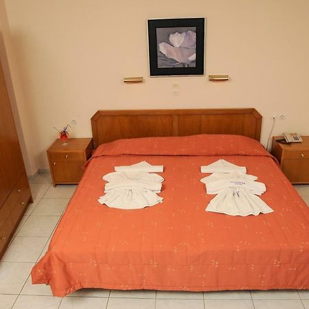 Stella-Katrin Hotel Platanes  Exterior photo