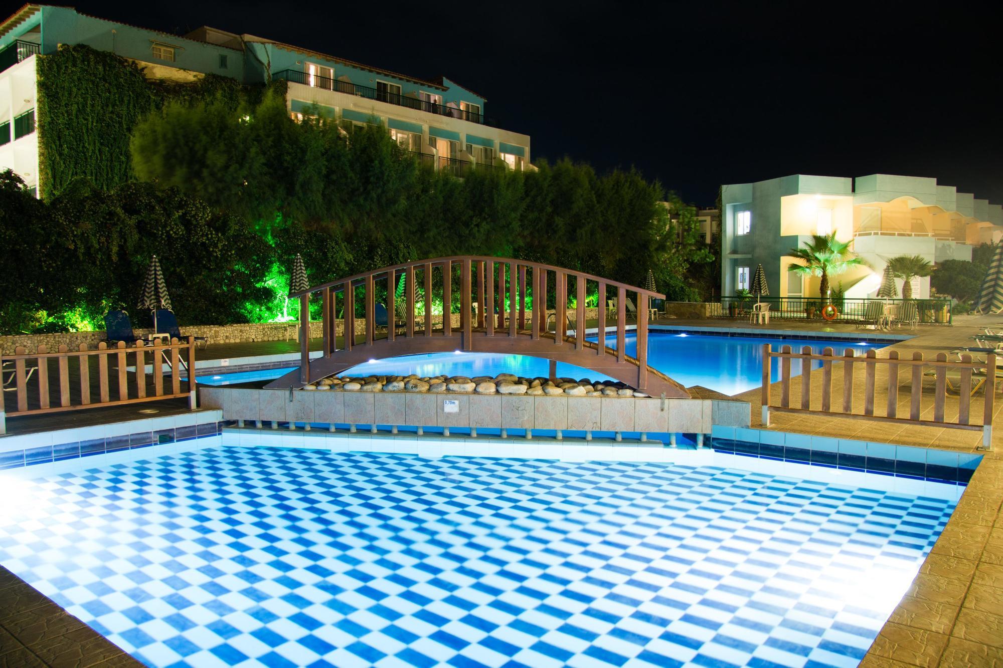 Stella-Katrin Hotel Platanes  Exterior photo
