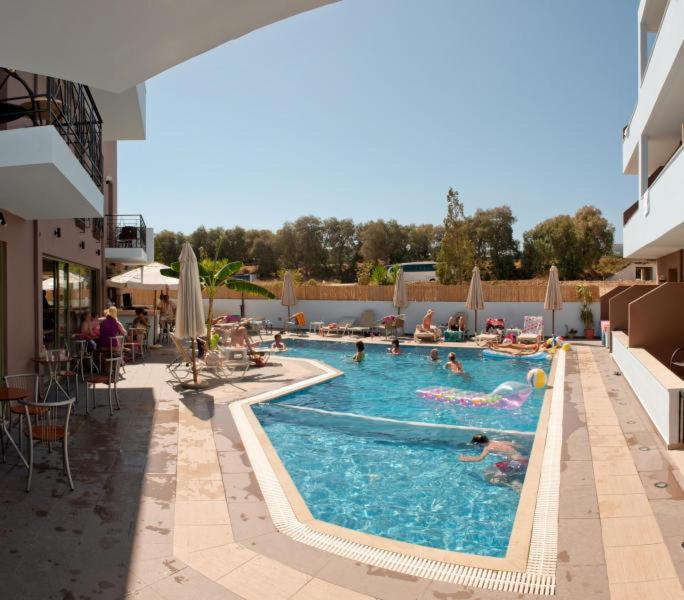 Stella-Katrin Hotel Platanes  Exterior photo